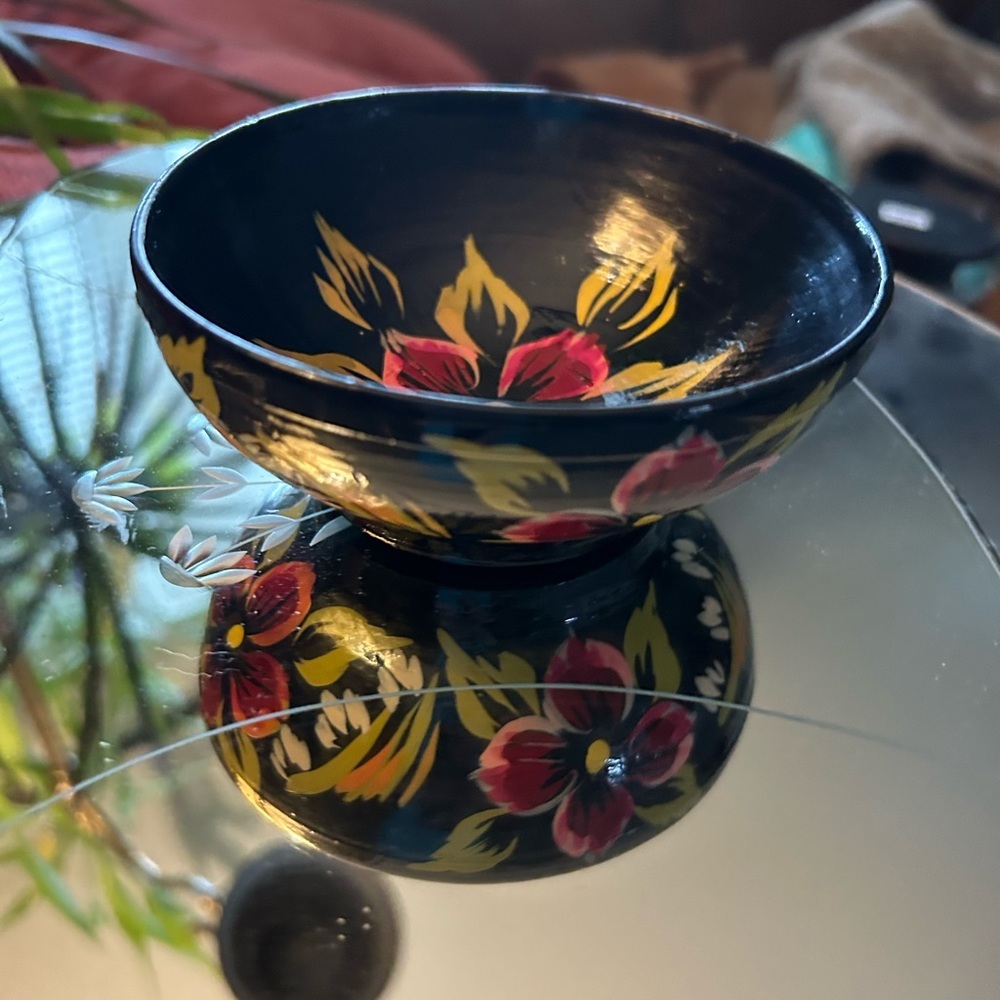 Vintage Russian Hand-Crafted Khokhloma Bowl